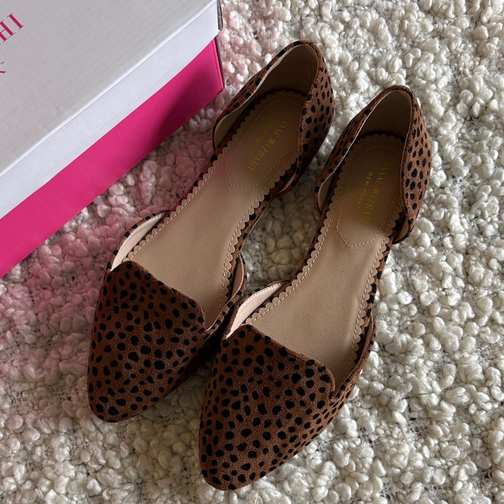 Isaac Mizrahi Brown Leopard Print Flats - Picture 2 of 3